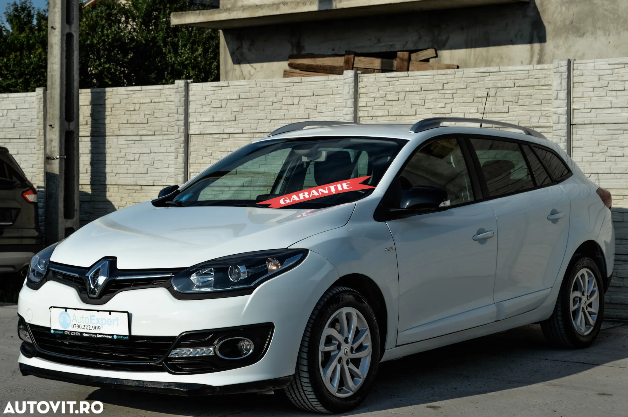 Renault Megane dCi 110 FAP LIMITED - 12