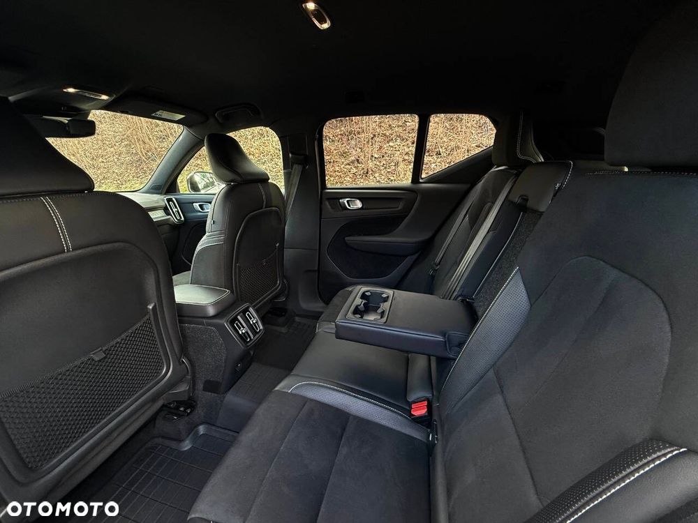 Volvo XC 40 T5 AWD R-Design - 18