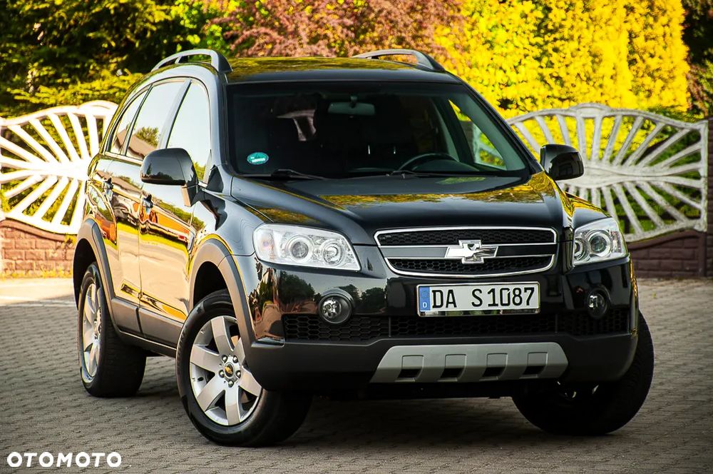 Chevrolet Captiva 2.4 2WD 7 Sitzer LS Family Edition - 7