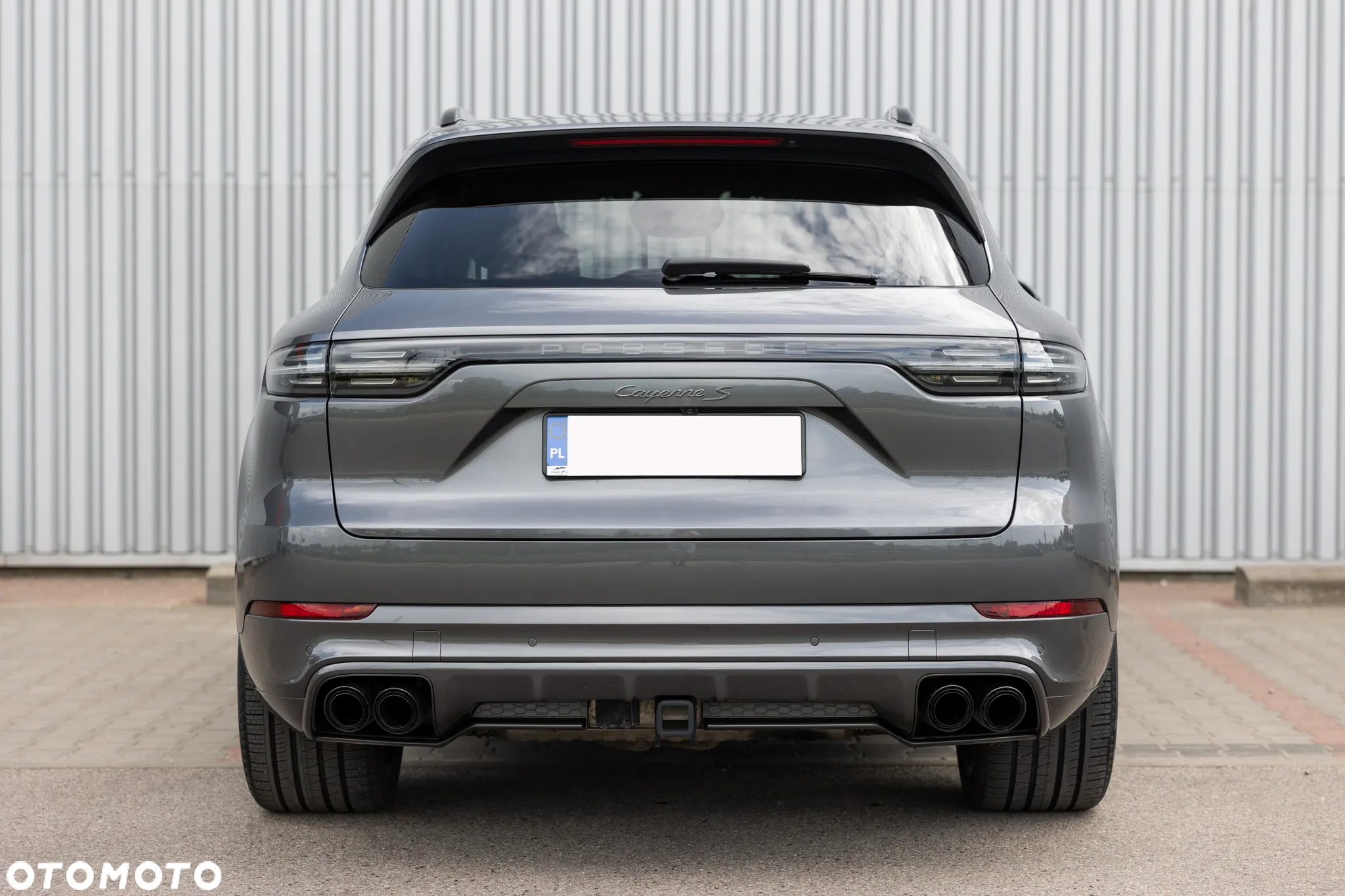 Porsche Cayenne - 6