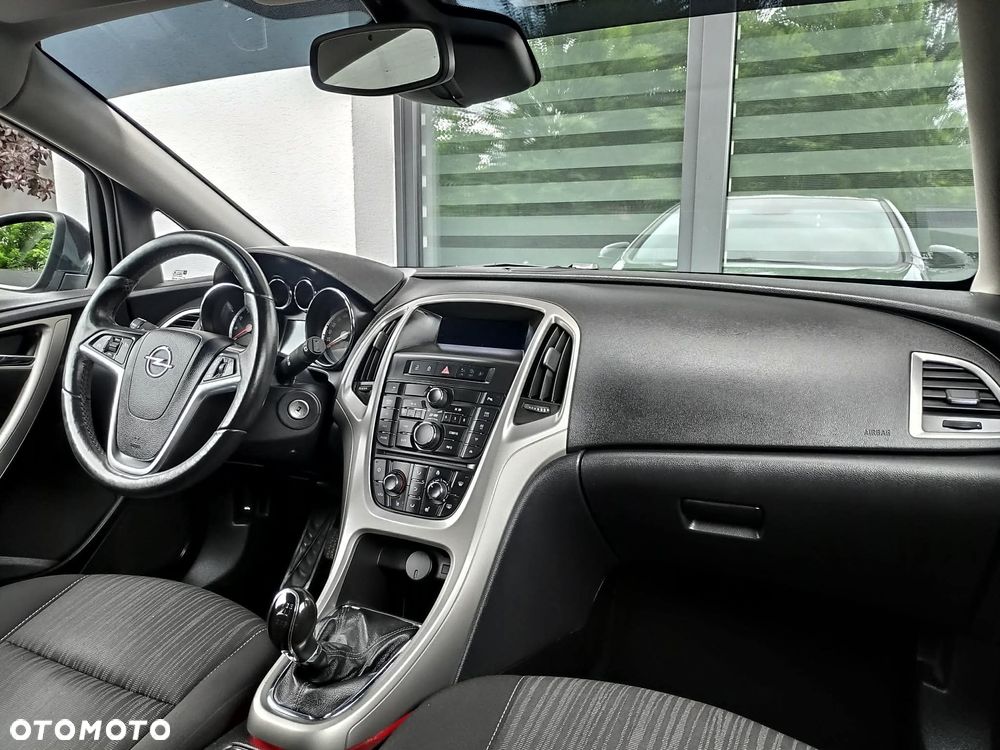 Opel Astra - 12