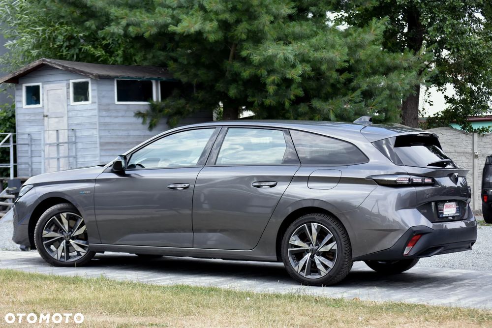 Peugeot 308 180 e-EAT8 GT - 9