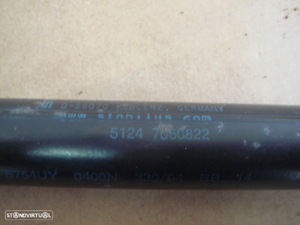 Amortecedor Capot Bmw 1 (E87) - 3