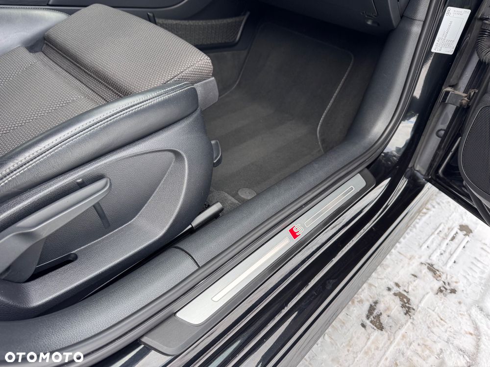 Audi A3 Sportback 2.0 TDI DPF quattro S line Sportpaket (plus) - 25