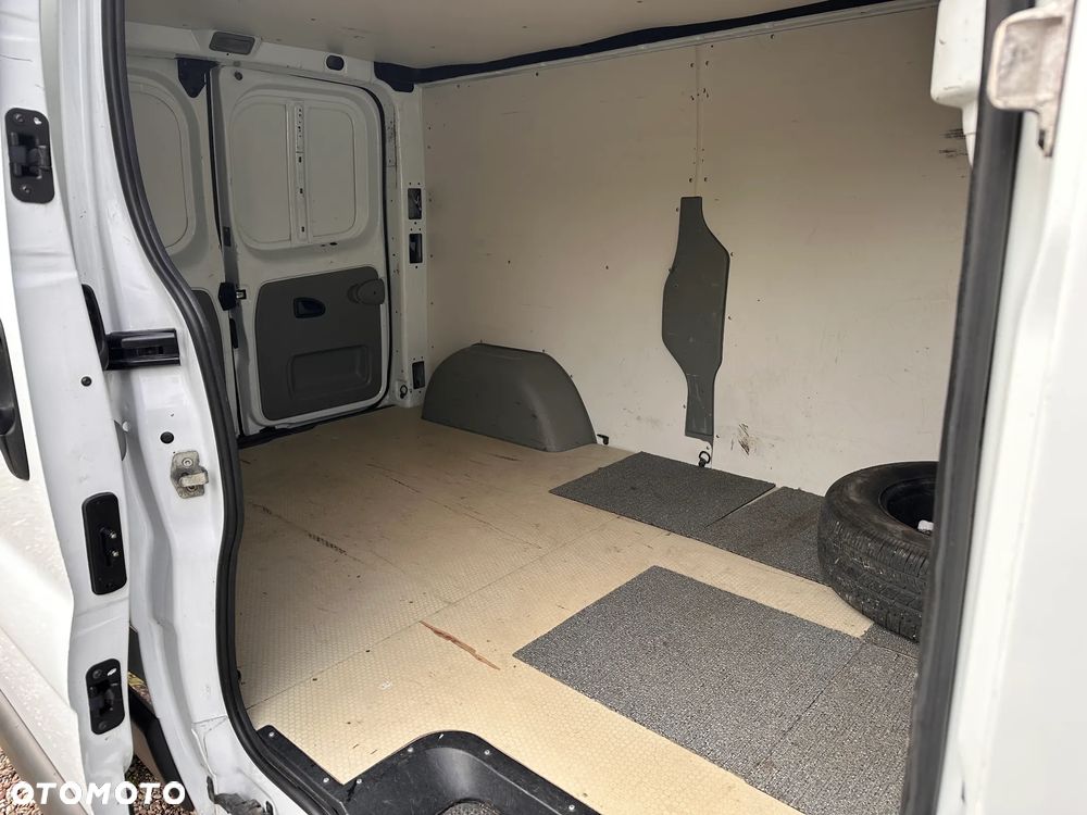 Opel Vivaro - 26
