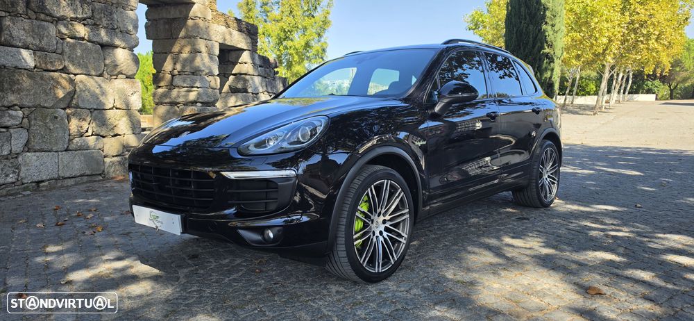 Porsche Cayenne S E-Hybrid Platinum Edition - 11