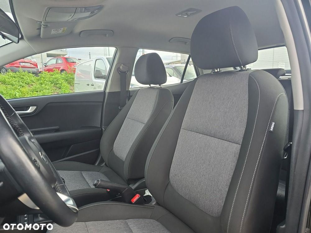 Kia Stonic - 11