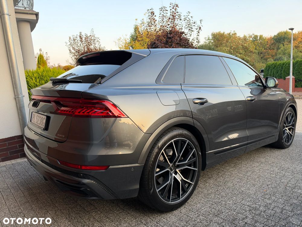Audi Q8 - 6