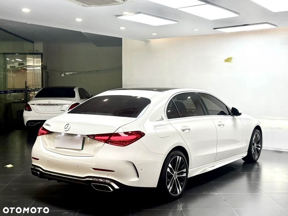 Mercedes-Benz Klasa C 300 de 9G-TRONIC Avantgarde - 9