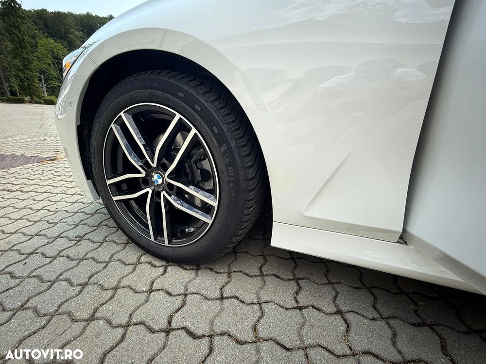 BMW Seria 3 320i Aut. M Sport - 30