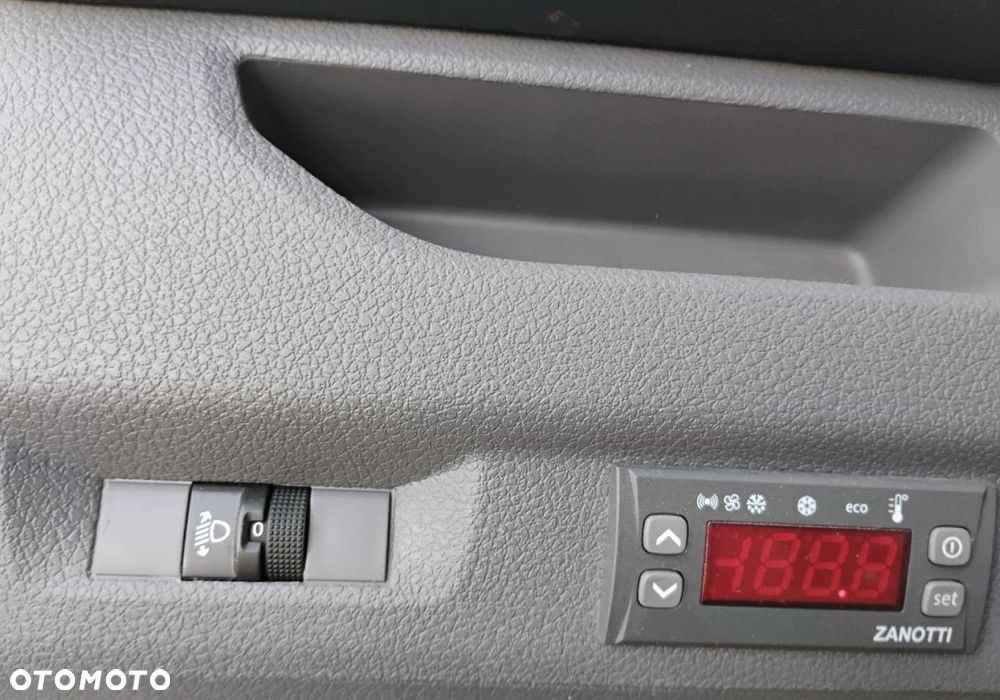 Toyota PROACE CHŁODNIA - 10