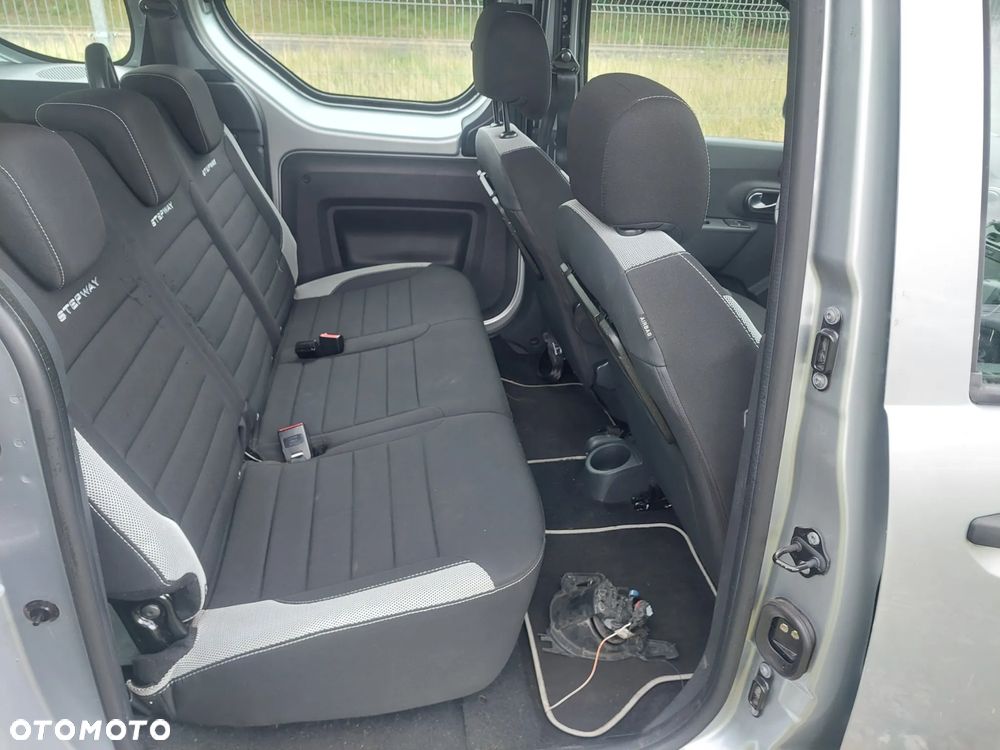 Dacia Dokker 1.5 Blue dCi Laureate - 7