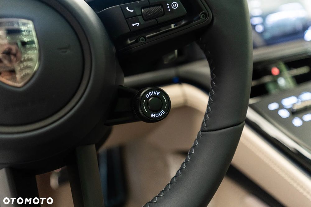 Porsche Panamera Turbo S E-Hybrid PHEV - 21