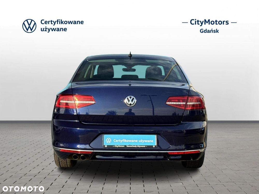 Volkswagen Passat - 3