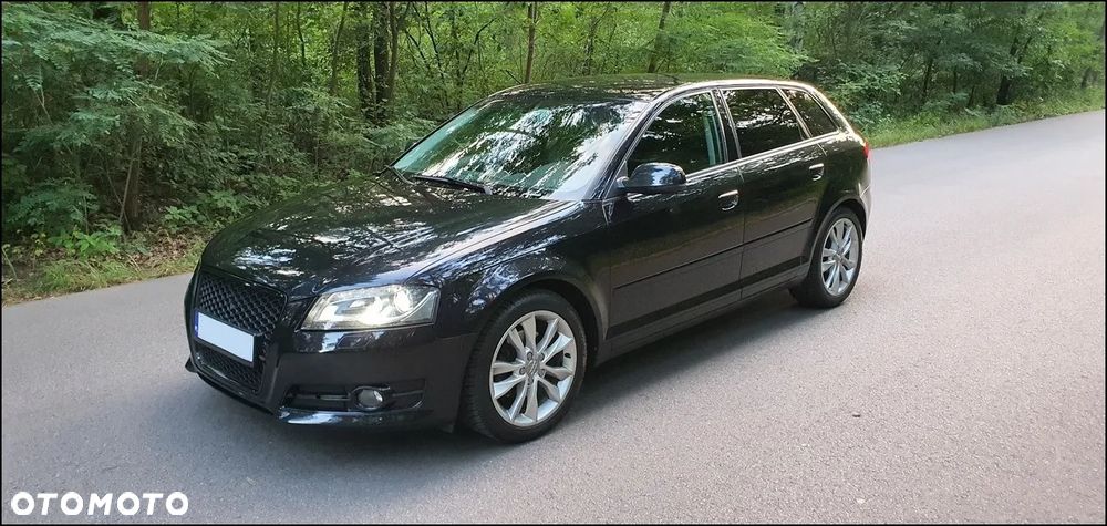 Audi A3 Sportback - 1
