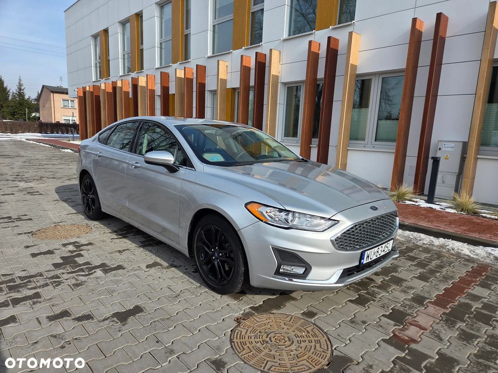 Ford Fusion - 1