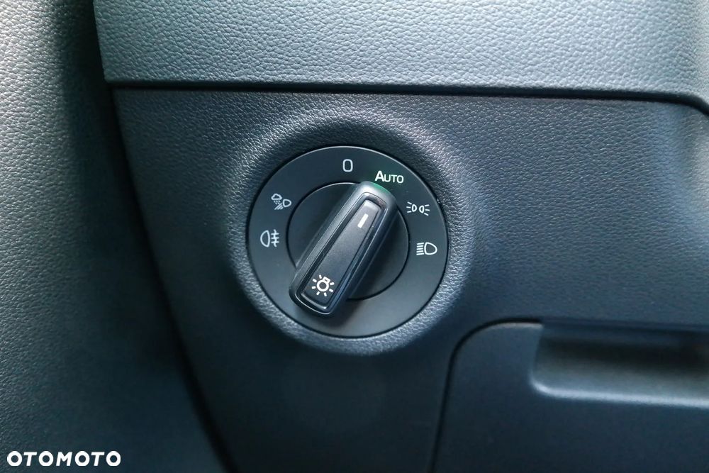 Skoda Karoq 1.5 TSI ACT 4x2 Sportline DSG - 22