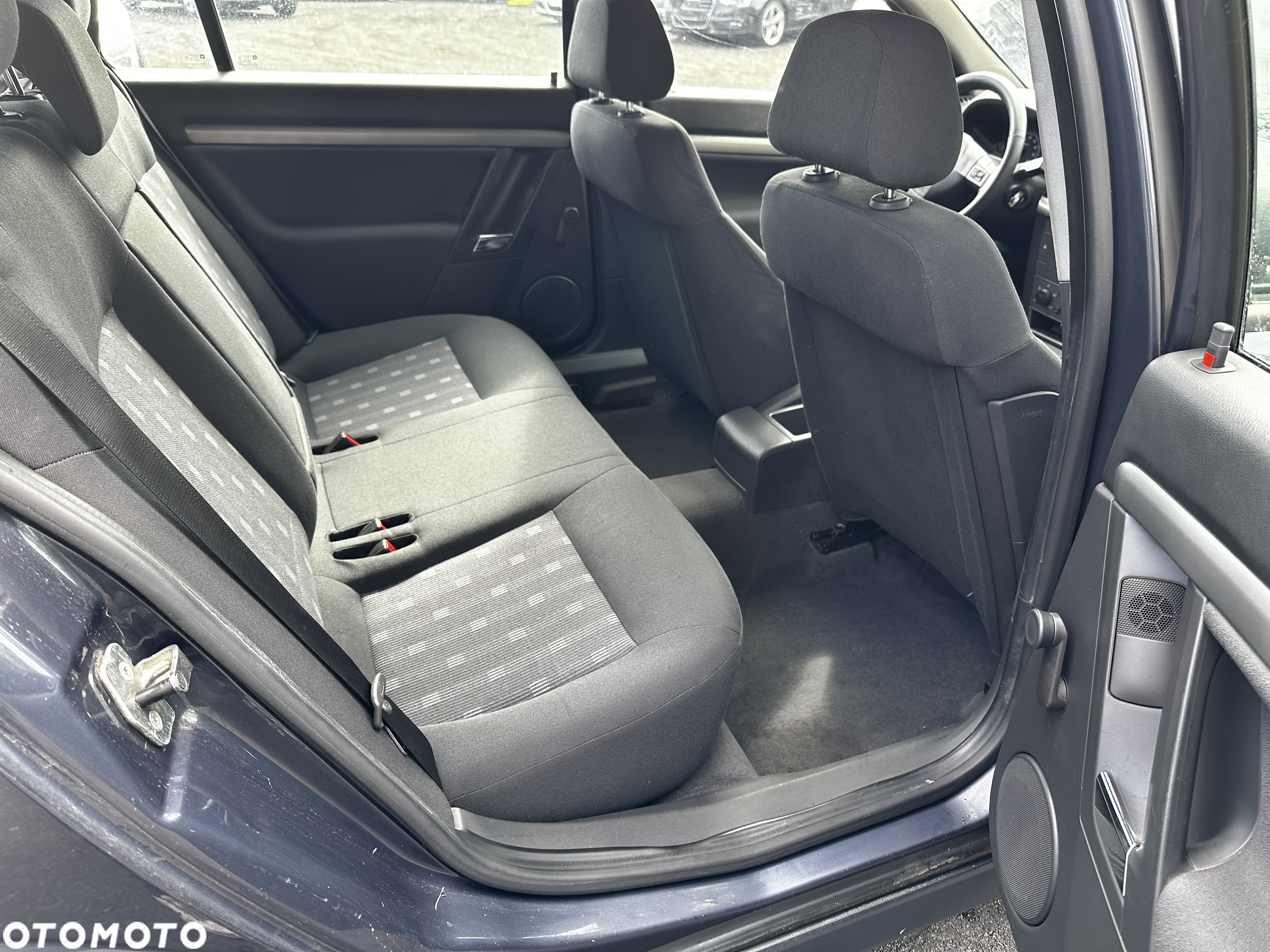 Opel Vectra 1.8 Caravan - 14