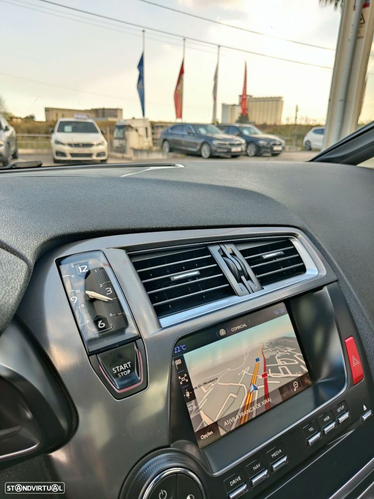 Citroën DS5 1.6 BlueHDi So Chic - 47