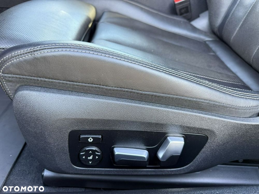 BMW Seria 8 840i xDrive - 19