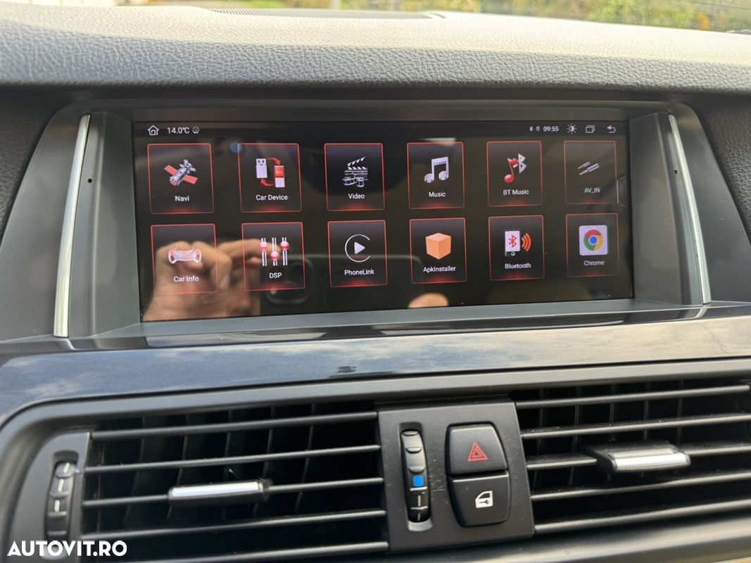 BMW Seria 5 523i Sport-Aut. - 13
