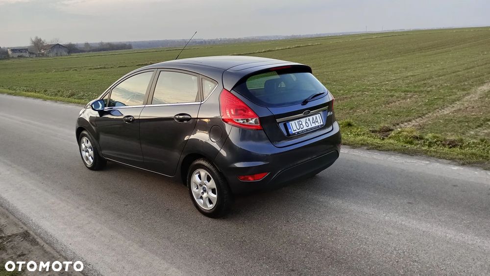 Ford Fiesta 1.25 Champions Edition - 11