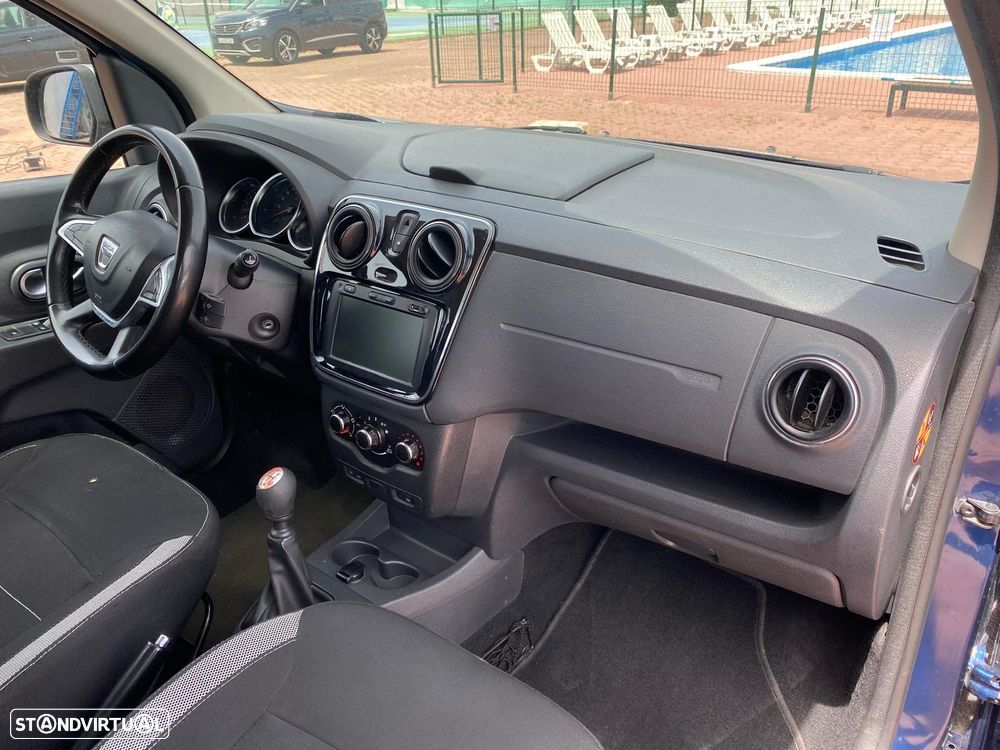 Dacia Lodgy 1.5 Blue dCi Stepway 7L - 11