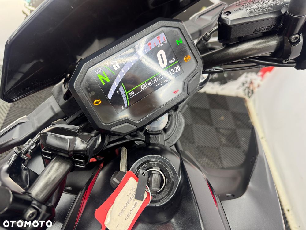 Kawasaki Z 650 - 24