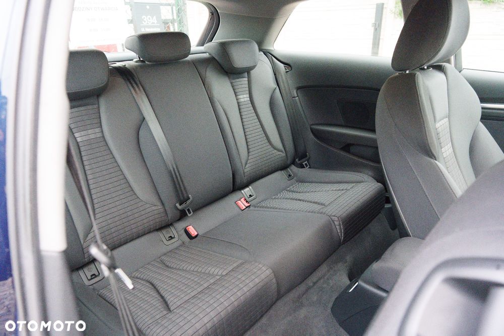 Audi A3 3-drzwiowe 1.6 TDI design - 22