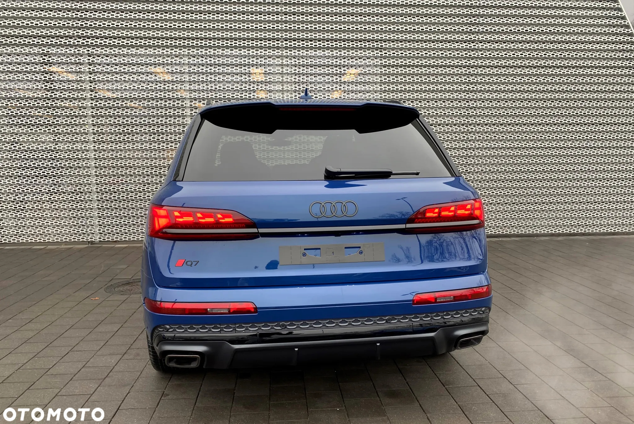 Audi Q7 55 TFSI e Quattro S Line Tiptr - 4