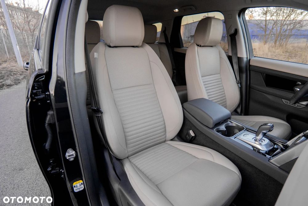 Land Rover Discovery Sport 2.0 P200 mHEV - 15