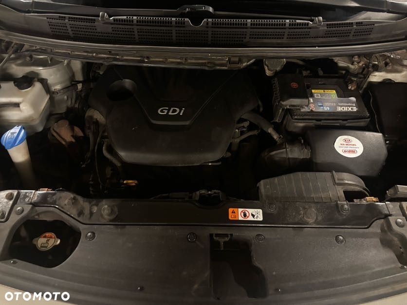 Kia Carens 1.6 GDI L - 31