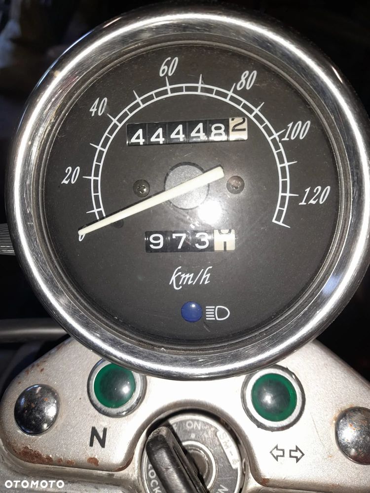Suzuki Marauder - 10