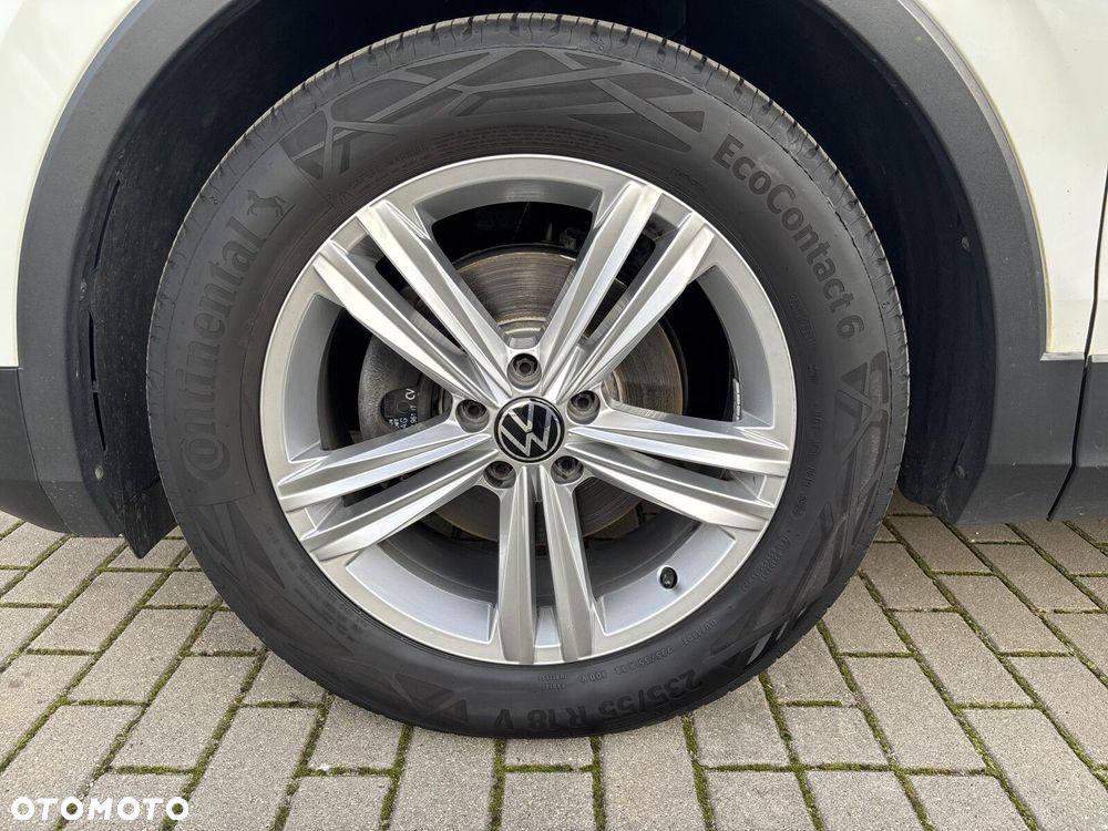 Volkswagen Tiguan 2.0 TDI SCR 4Mot Elegance DSG - 18