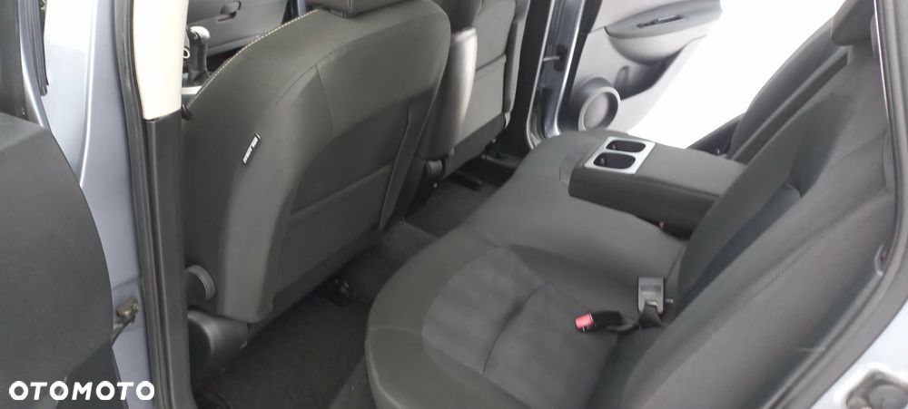 Nissan Qashqai 1.6 acenta - 17