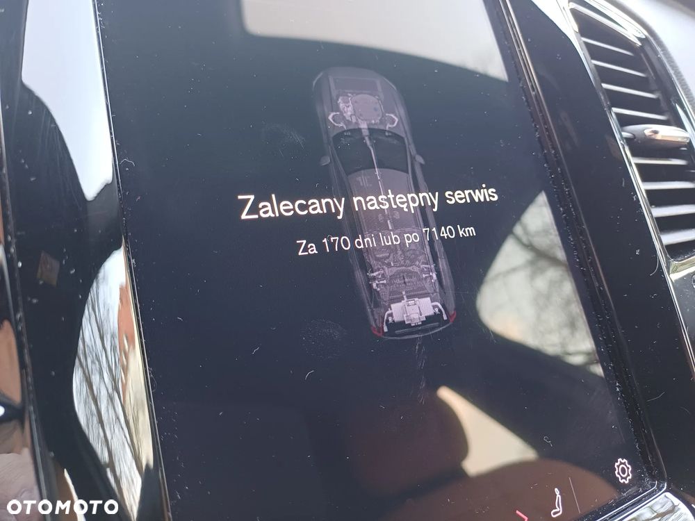 Volvo XC 90 B5 D AWD Plus Bright - 32