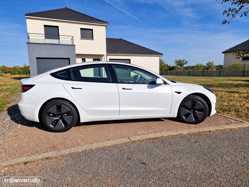 Tesla Model 3 Standard Range Plus RWD - 2