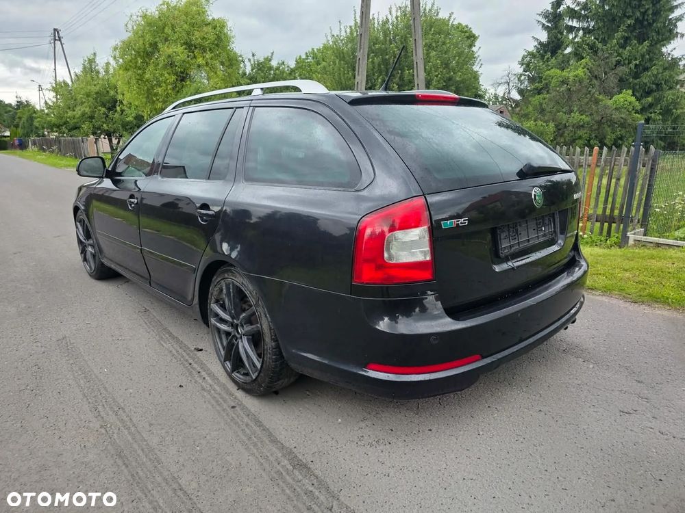 Skoda Octavia 2.0 TSI RS - 3