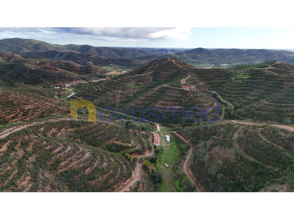 Quinta em Alferce, Monchique com 2 quartos, garagem. - Grande imagem: 3/42