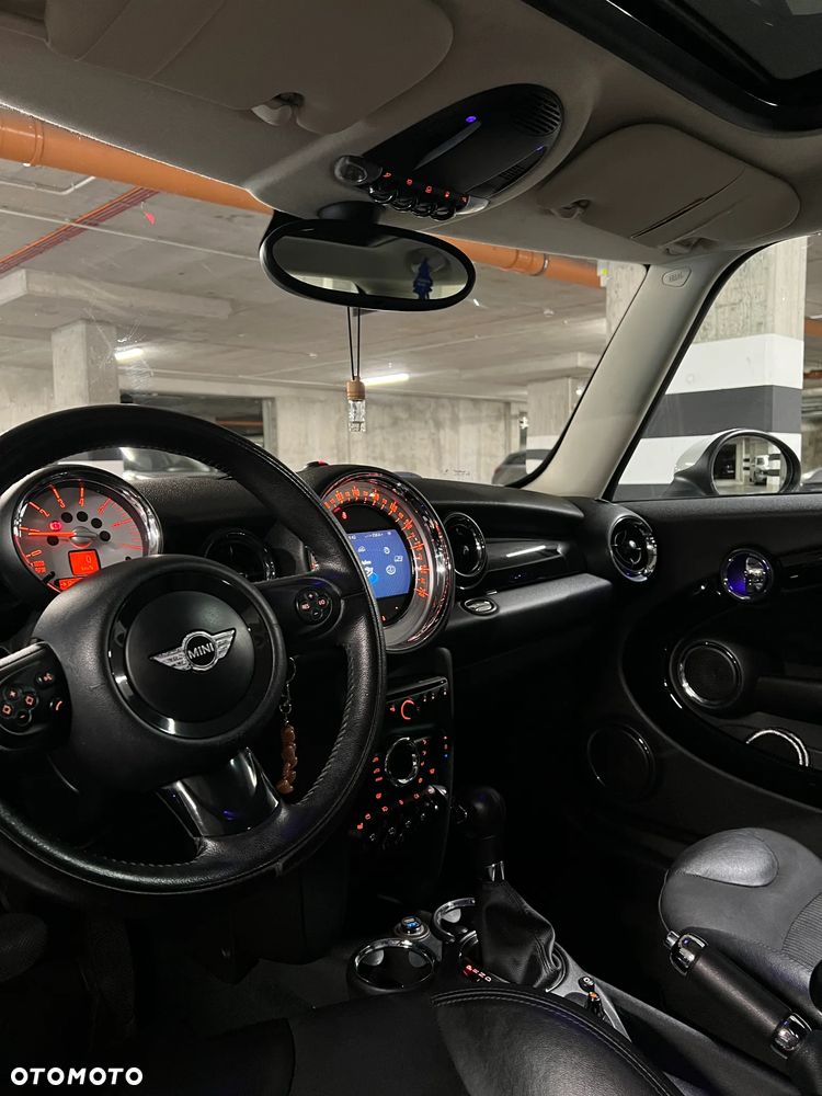 MINI Cooper - 6