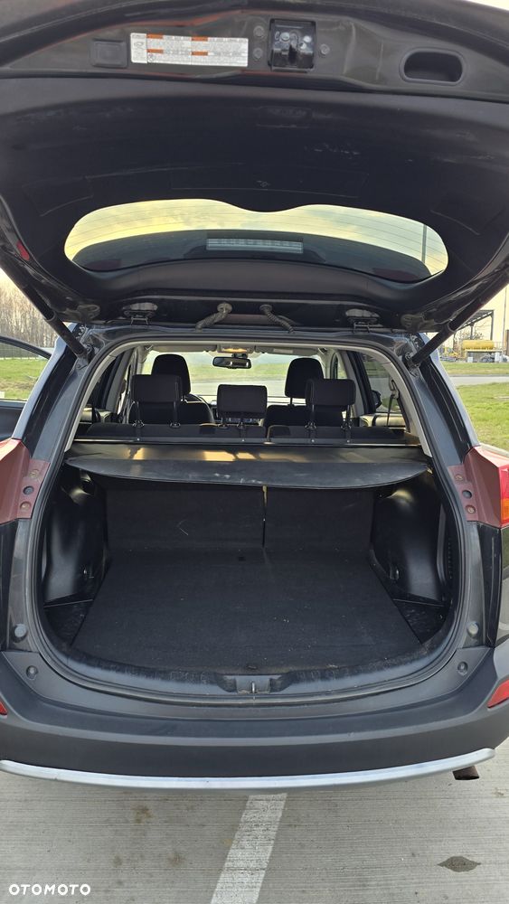 Toyota RAV4 - 7