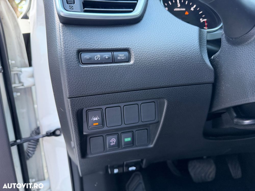 Nissan Qashqai 1.5 DCI DCT N-CONNECTA - 26