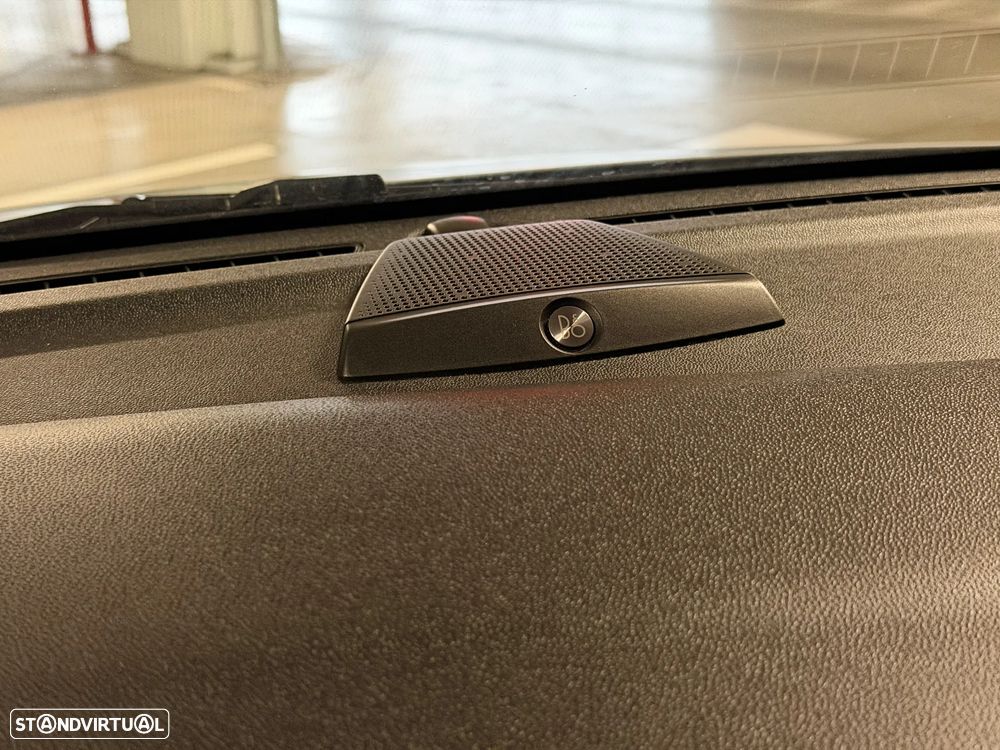 Ford Fiesta 1.5 EcoBoost ST High - 17