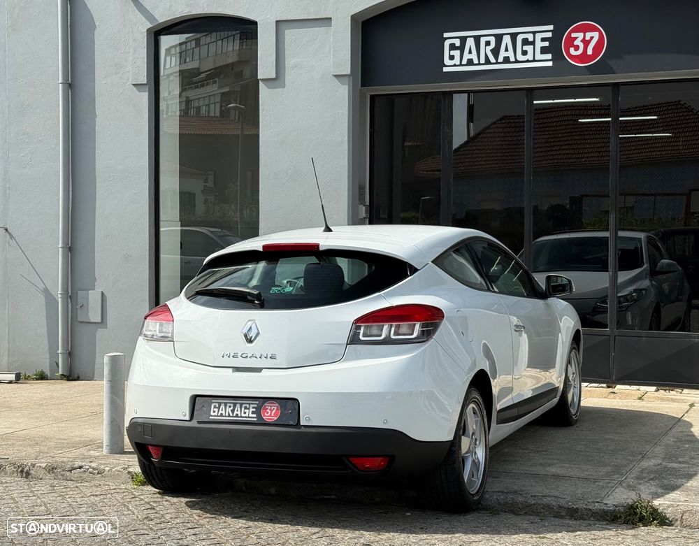 Renault Mégane Coupe 1.5 dCi Dynamique - 8