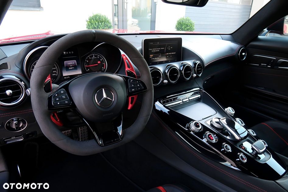 Mercedes-Benz AMG GT Standard - 24