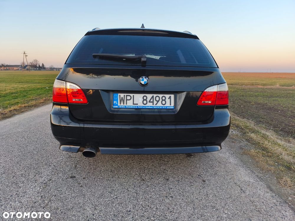 BMW Seria 5 520d Edition Sport - 24