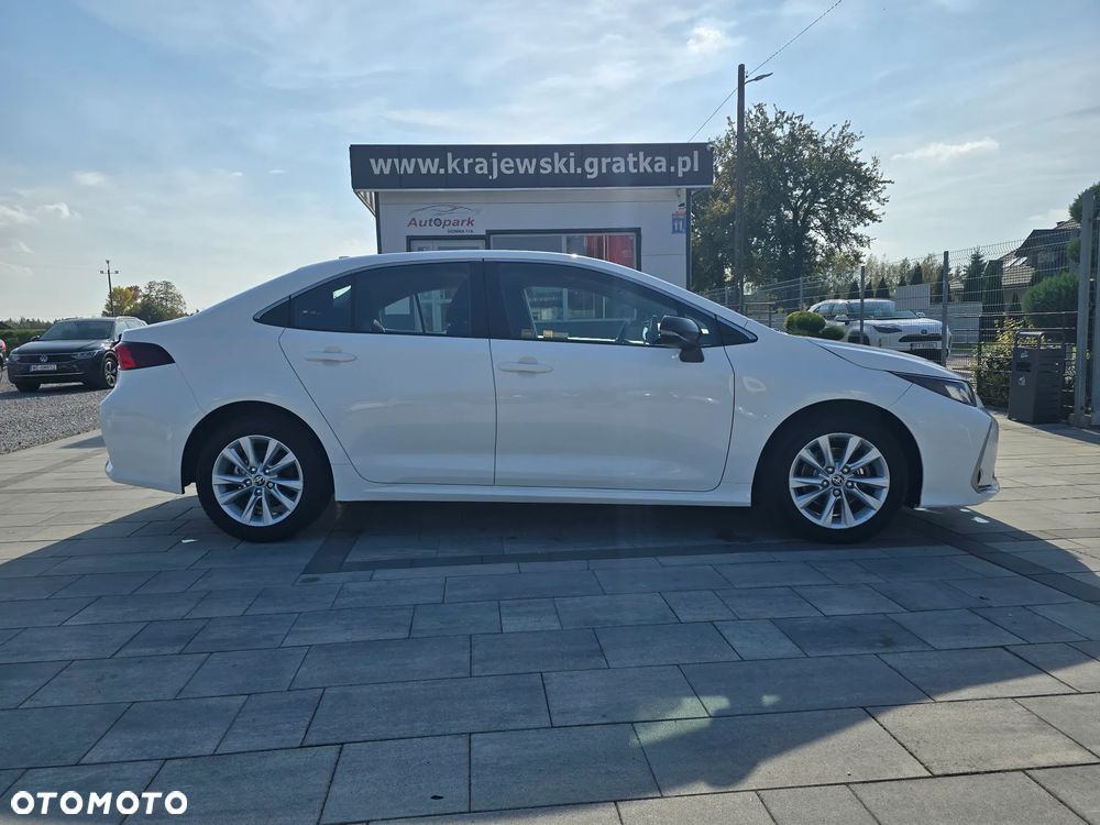 Toyota Corolla 1.8 Hybrid Comfort - 17