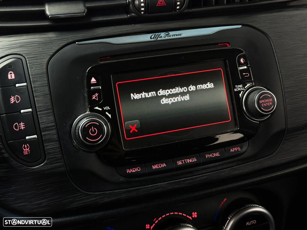 Alfa Romeo Giulietta 1.6 JTDM - 17