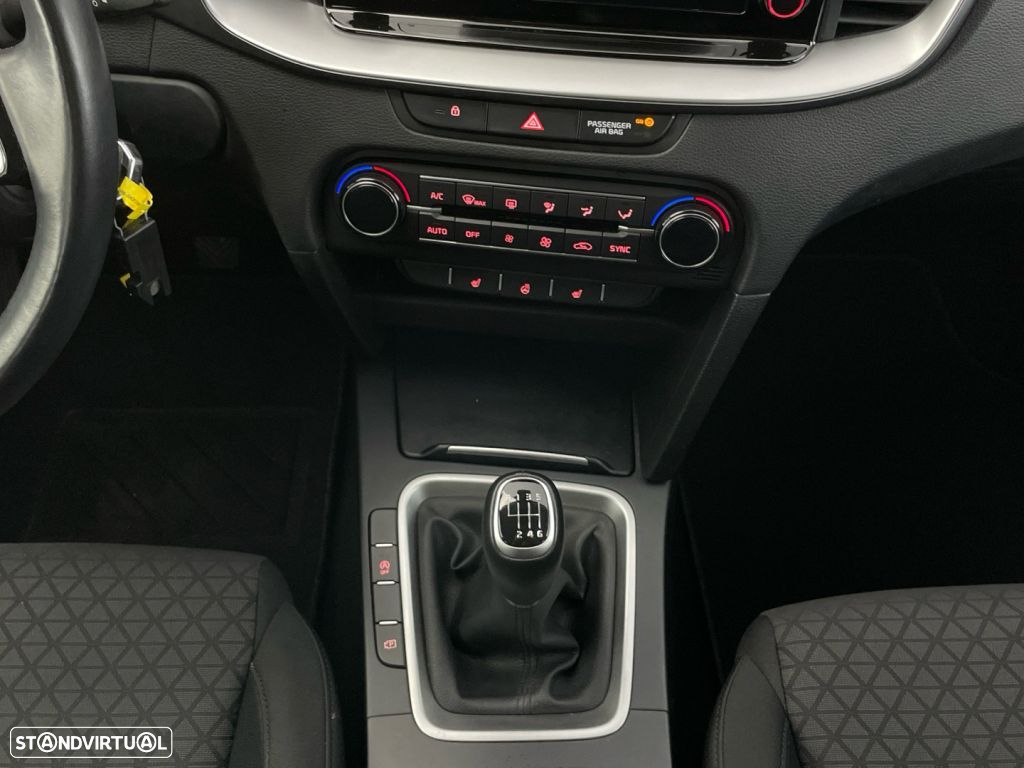 Kia Ceed SW 1.0 T-GDI Sport - 16