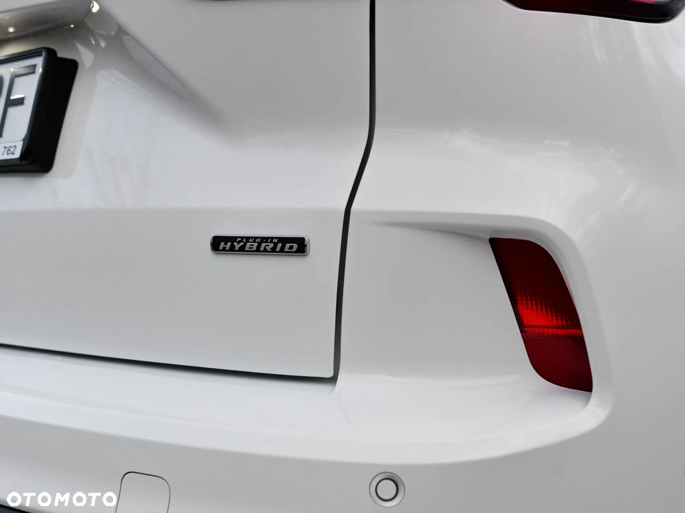 Ford Kuga 2.5P PHEV FWD ST-Line X - 17
